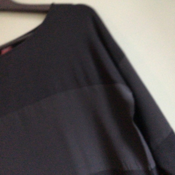 Olsen Black Top with Silk Panels Sz 6/S - Picture 3 of 9